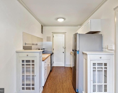 1305 N Broom Street - Photo Thumbnail 9