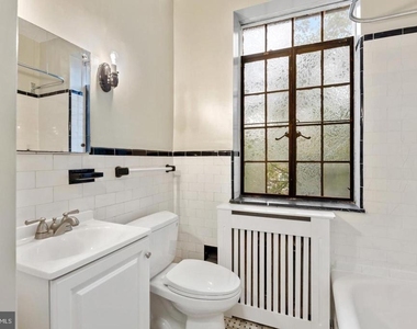 1305 N Broom Street - Photo Thumbnail 17
