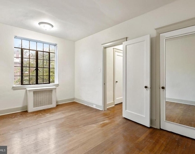 1305 N Broom Street - Photo Thumbnail 21