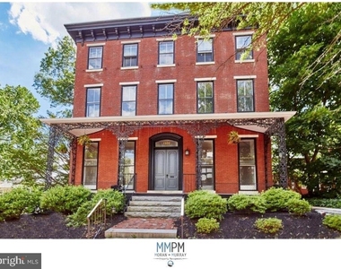 1300 Delaware Avenue - Photo Thumbnail 2