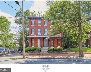 1300 Delaware Avenue - Photo Thumbnail 3
