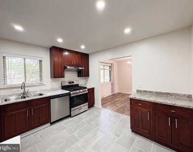 820 Leeds Lane - Photo Thumbnail 21