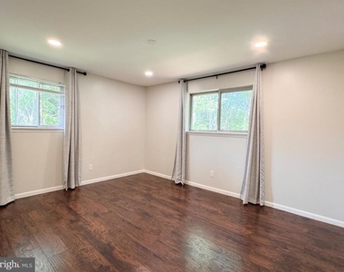 820 Leeds Lane - Photo Thumbnail 33