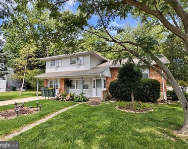820 Leeds Lane - Photo Thumbnail 1