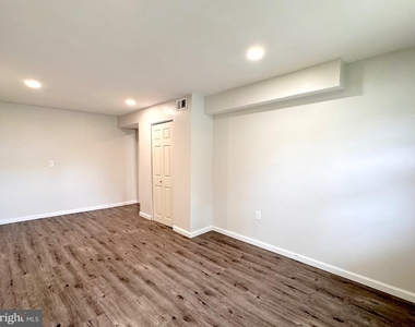 820 Leeds Lane - Photo Thumbnail 14