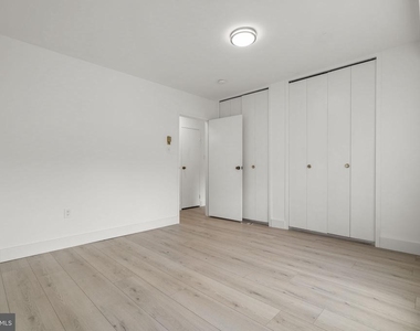 4201 Cathedral Avenue Nw - Photo Thumbnail 16