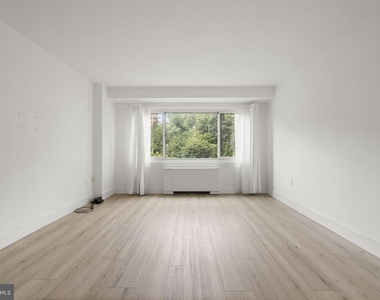 4201 Cathedral Avenue Nw - Photo Thumbnail 9