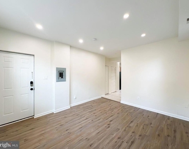 4234 Edson Place Ne - Photo Thumbnail 1