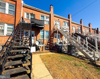4032 7th Street Ne - Photo Thumbnail 14