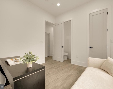 1140 Oates Street Ne - Photo Thumbnail 24