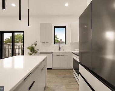 1140 Oates Street Ne - Photo Thumbnail 14