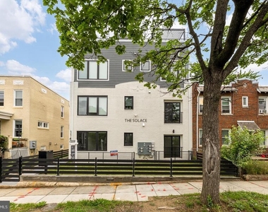 1140 Oates Street Ne - Photo Thumbnail 1