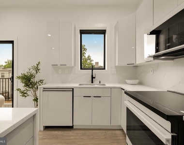 1140 Oates Street Ne - Photo Thumbnail 16