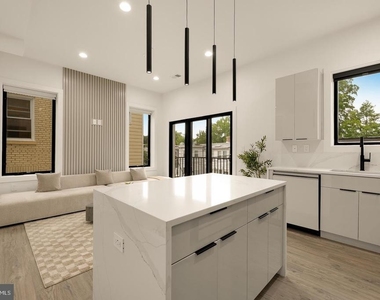 1140 Oates Street Ne - Photo Thumbnail 15