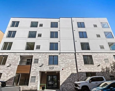 919 12th Street Ne - Photo Thumbnail 10