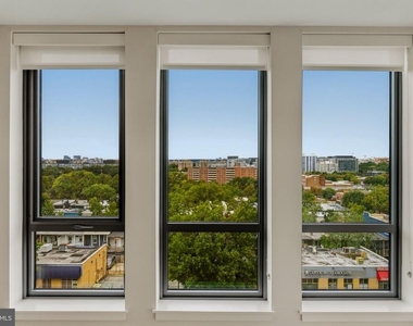 1211 Van Street Se - Photo Thumbnail 4