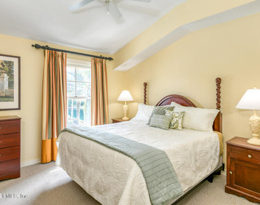 955 Registry Boulevard - Photo Thumbnail 14