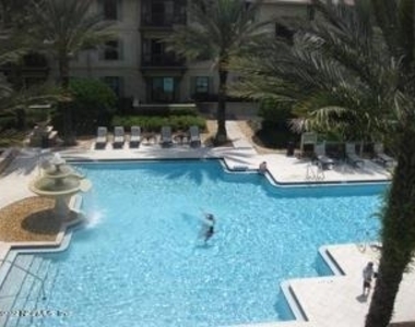 955 Registry Boulevard - Photo Thumbnail 21