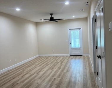 673 S Orange Street - Photo Thumbnail 5
