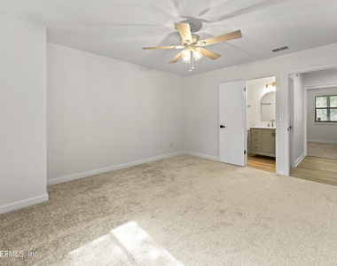 798 Main Street - Photo Thumbnail 25