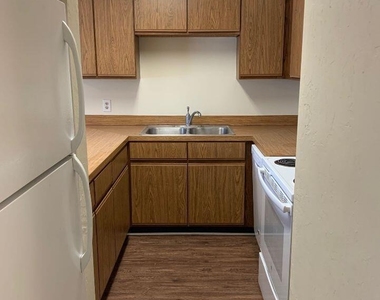 3872 Osprey Circle - Photo Thumbnail 6