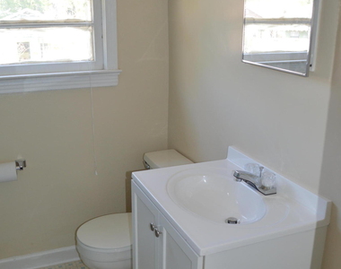 801 Acosta Street - Photo Thumbnail 14
