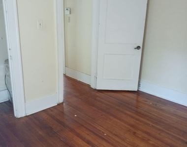 7262 Barberie Street - Photo Thumbnail 7