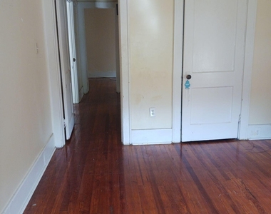 7262 Barberie Street - Photo Thumbnail 6
