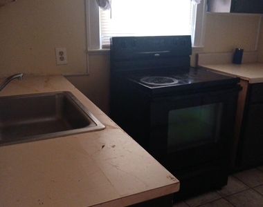 7262 Barberie Street - Photo Thumbnail 9