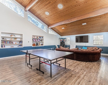 2724 Scott Mill Terrace - Photo Thumbnail 3