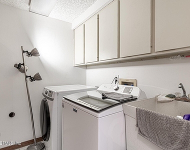 2724 Scott Mill Terrace - Photo Thumbnail 33