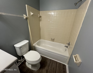 1357 Kingsley Avenue - Photo Thumbnail 10