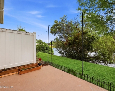3650 Creswick Circle - Photo Thumbnail 11