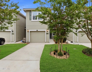 3650 Creswick Circle - Photo Thumbnail 4