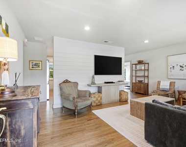 412 South Street - Photo Thumbnail 6