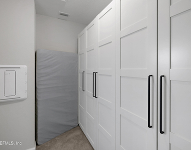 2887 Copperwood Avenue - Photo Thumbnail 36