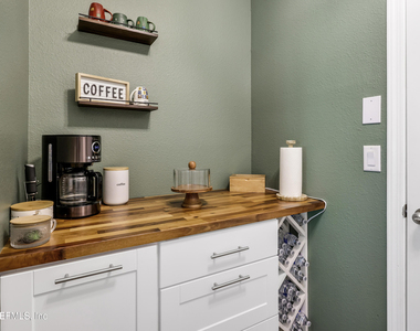 2887 Copperwood Avenue - Photo Thumbnail 15