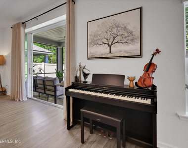 2887 Copperwood Avenue - Photo Thumbnail 21