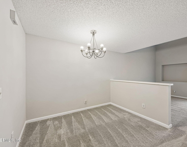 8745 Whispering Pines Drive - Photo Thumbnail 9