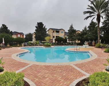 10075 Gate Parkway N - Photo Thumbnail 1