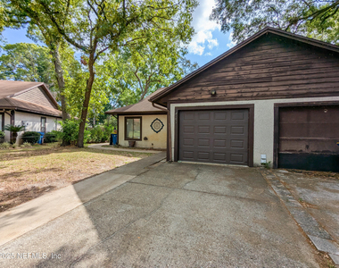 2171 Derringer Circle E - Photo Thumbnail 5