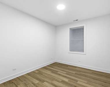 4739 S Indiana Avenue - Photo Thumbnail 14
