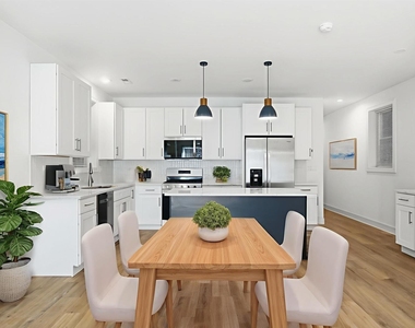 4739 S Indiana Avenue - Photo Thumbnail 5