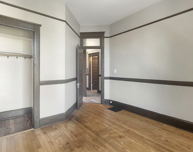 2333 S Lawndale Avenue - Photo Thumbnail 25