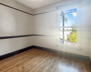 2333 S Lawndale Avenue - Photo Thumbnail 24