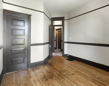 2333 S Lawndale Avenue - Photo Thumbnail 26
