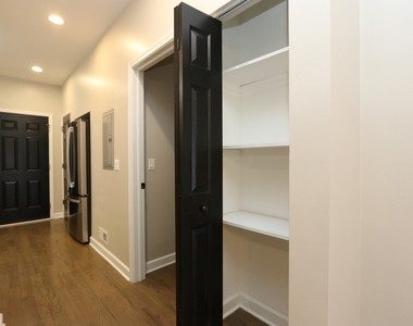 3138 N Marmora Avenue - Photo Thumbnail 8