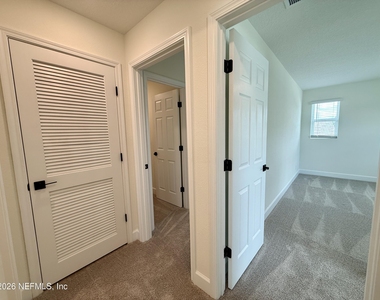 3435 Auvenshine Way - Photo Thumbnail 32