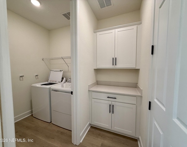 3435 Auvenshine Way - Photo Thumbnail 18