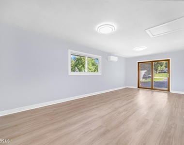 7056 Osage Road W - Photo Thumbnail 12